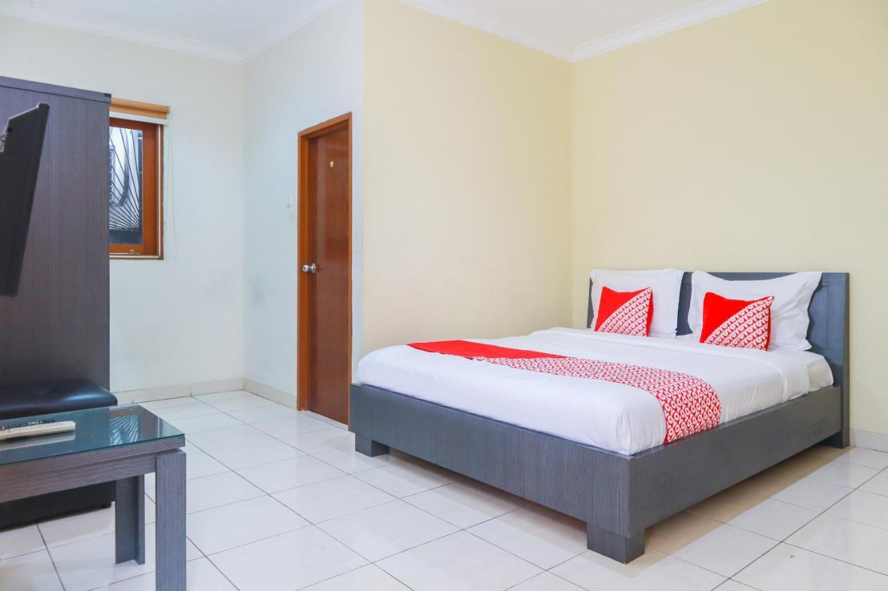 Oyo 2196 Ss Homes Jakarta Bagian luar foto