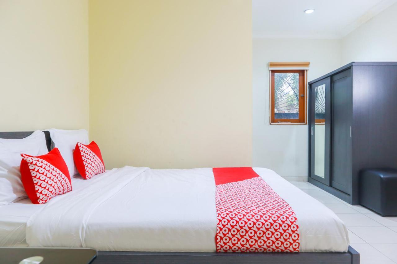 Oyo 2196 Ss Homes Jakarta Bagian luar foto