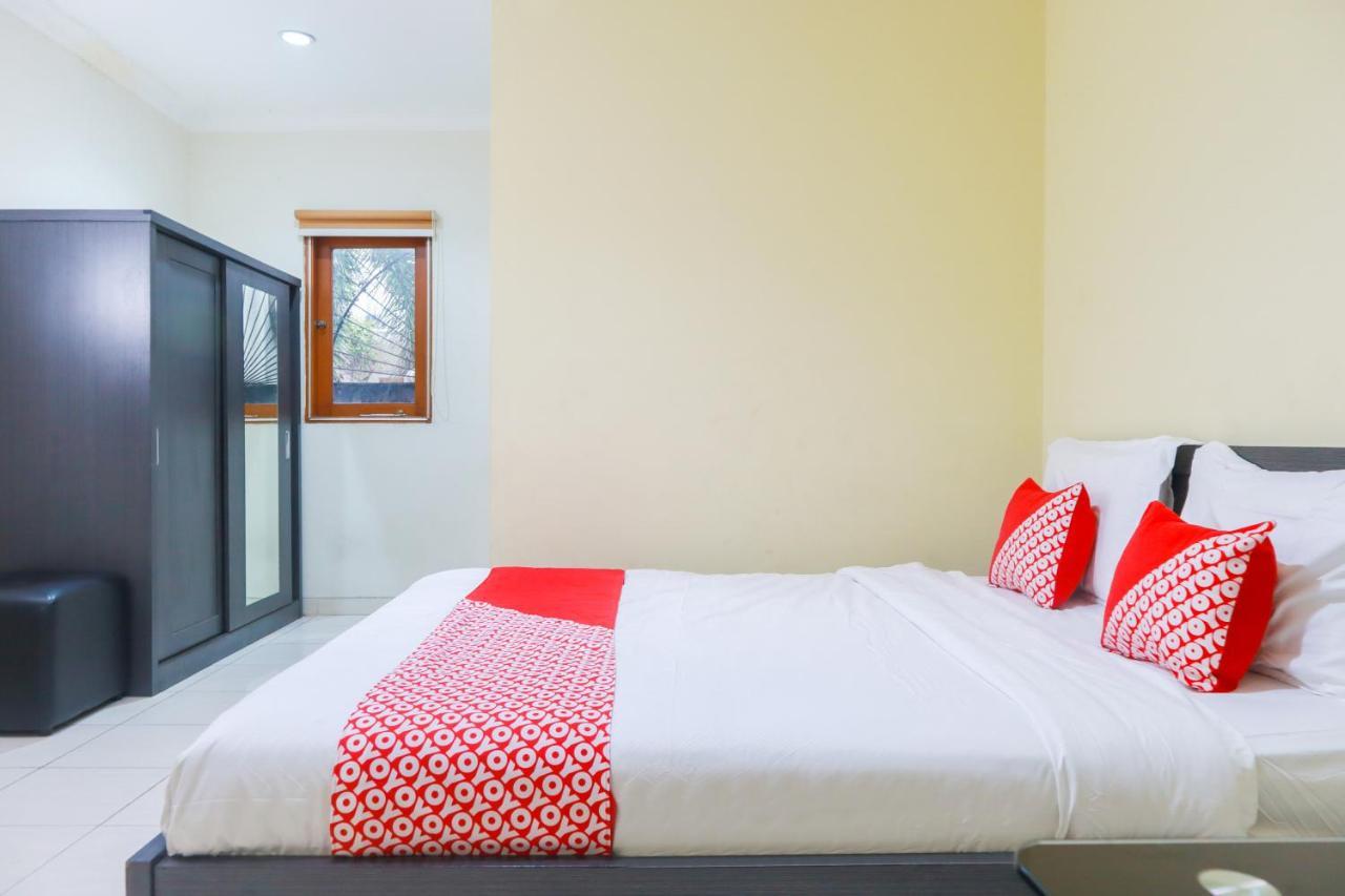 Oyo 2196 Ss Homes Jakarta Bagian luar foto