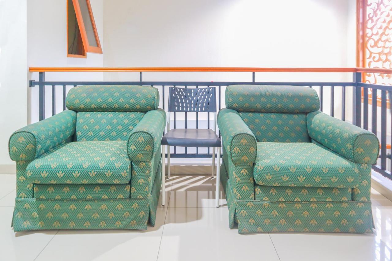 Oyo 2196 Ss Homes Jakarta Bagian luar foto