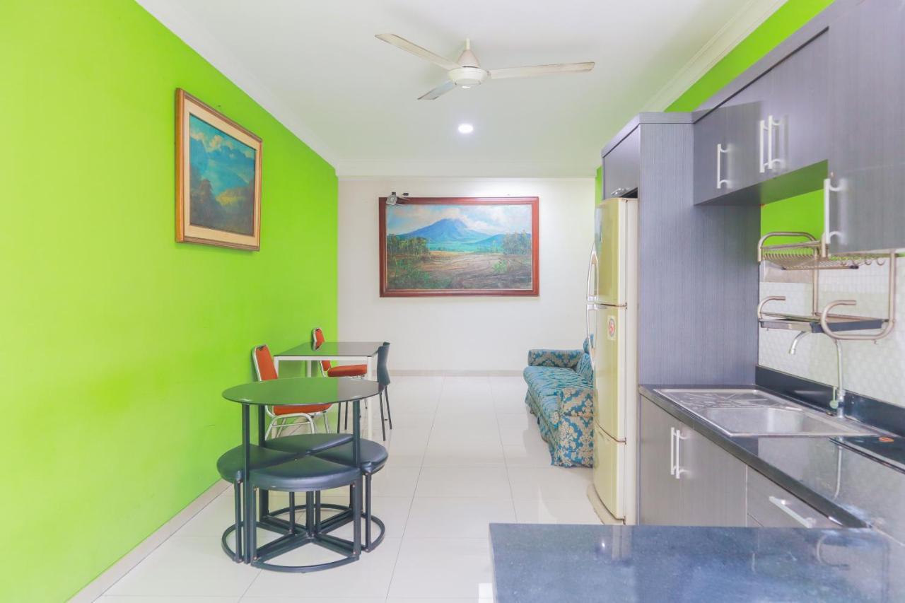 Oyo 2196 Ss Homes Jakarta Bagian luar foto