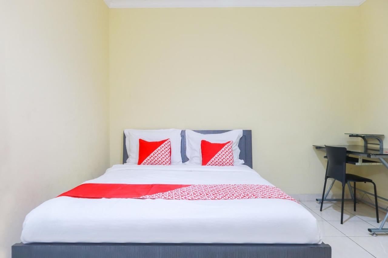 Oyo 2196 Ss Homes Jakarta Bagian luar foto